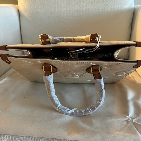 Louis V INSPIRED leather bag (not auth) - Picture 4 of 6